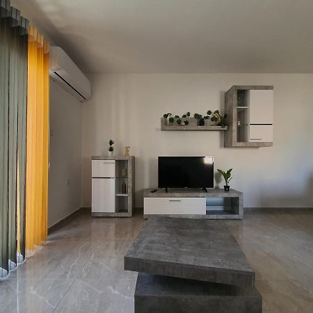 Pretty 2 Bedroom Apartment With Shared Pool St. Paul's Bay Exterior foto